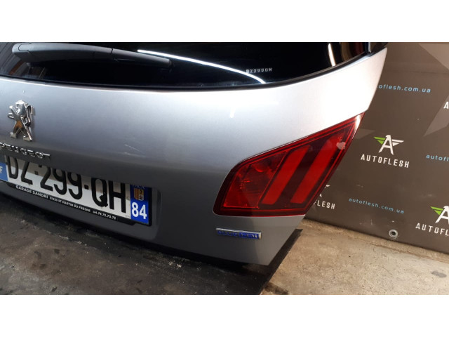 Б/у крышка багажника/ ляда в сборе 1610669880, 9677892380 для Peugeot 308 II Б/у крышка багажника/ ляда в сборе 1610669880, 9677892380 для Peugeot 308 II