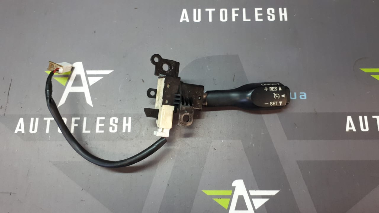 Б/у подрулевой переключатель круиз-контроля 8463234011 для Toyota/ Scion/ Lexus Б/у подрулевой переключатель круиз-контроля 8463234011 для Toyota/ Scion/ Lexus