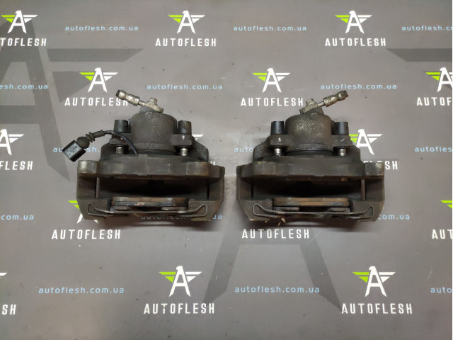 Б/у суппорт тормозной передний 1K0615123B, 1K0615123E, 1K0615123F для Audi/ Seat/ Skoda/ Volkswagen Б/у суппорт тормозной передний 1K0615123B, 1K0615123E, 1K0615123F для Audi/ Seat/ Skoda/ Volkswagen