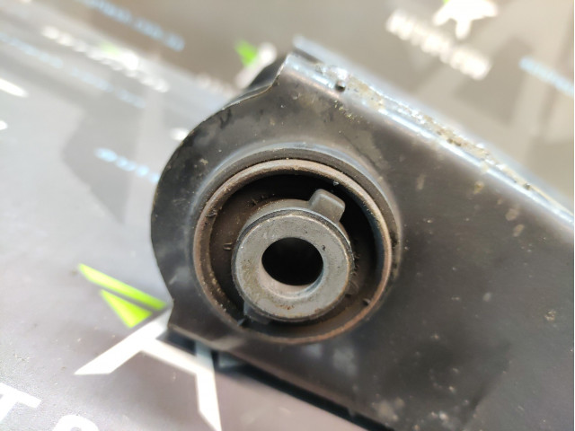 Б/у рычаг задний поперечный 6G915K652XX, 6G915B718BAA для Ford/ Volvo Б/у рычаг задний поперечный 6G915K652XX, 6G915B718BAA для Ford/ Volvo