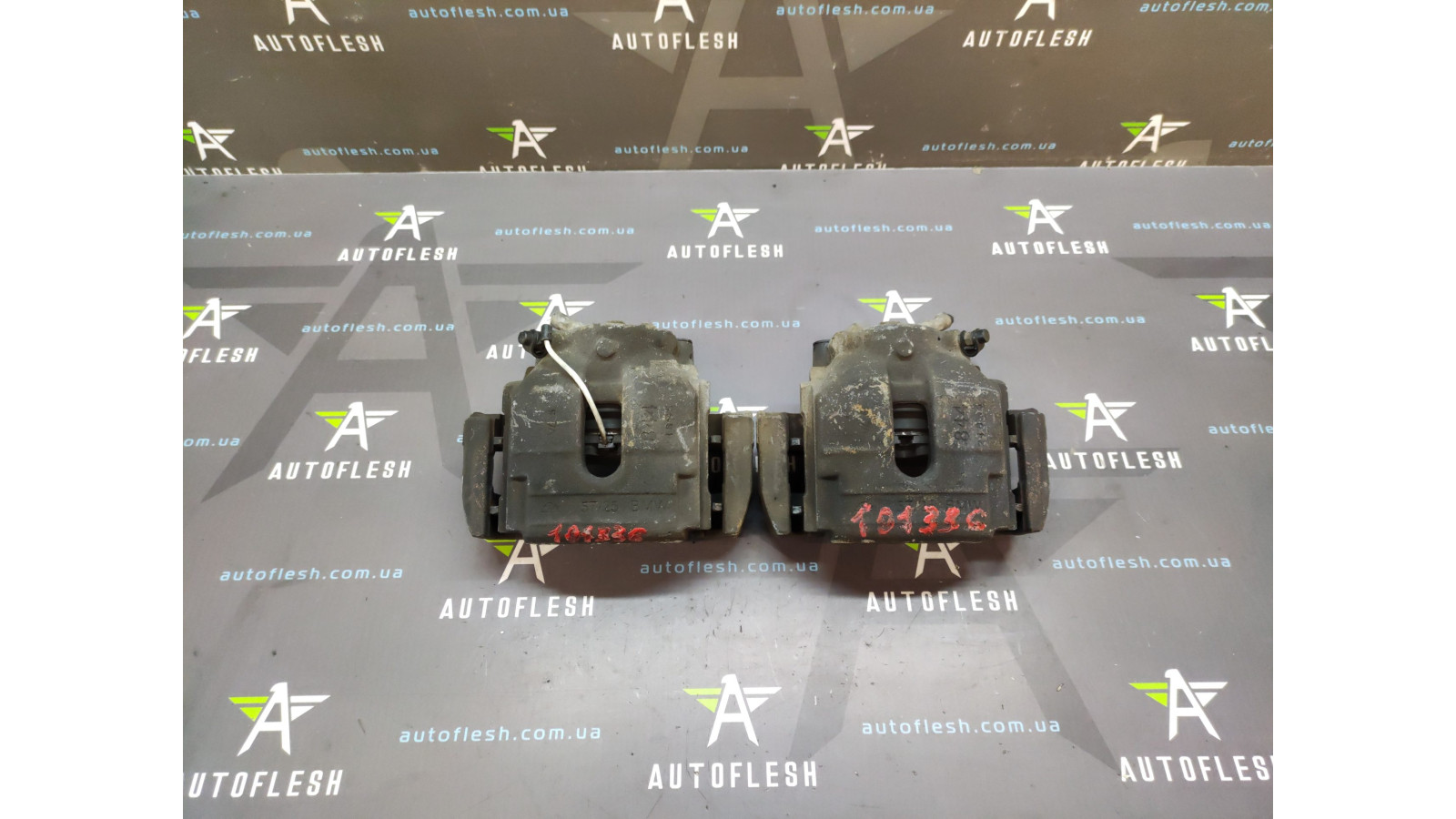Б/у суппорт тормозной передний 34116765882, 34116765881 для BMW 3/ X3/ Z4 Б/у суппорт тормозной передний 34116765882, 34116765881 для BMW 3/ X3/ Z4
