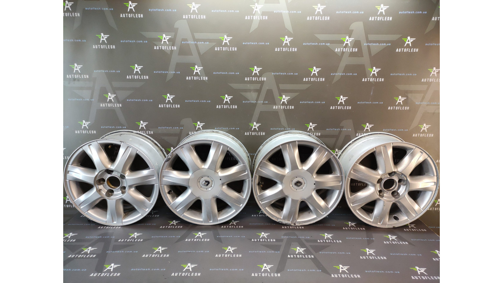 Б/у диски 403000035R, R16, 7Jx16CH5/ ET47, 5x114.3 для Renault Laguna III/ Megane III/ Scenic III Б/у диски 403000035R, R16, 7Jx16CH5/ ET47, 5x114.3 для Renault Laguna III/ Megane III/ Scenic III