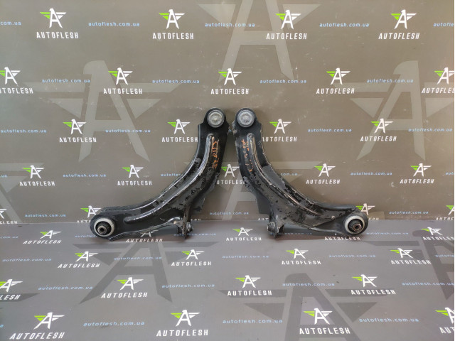 Б/у рычаг передний 545049968R, 545050399R для Renault Clio IV/ Zoe