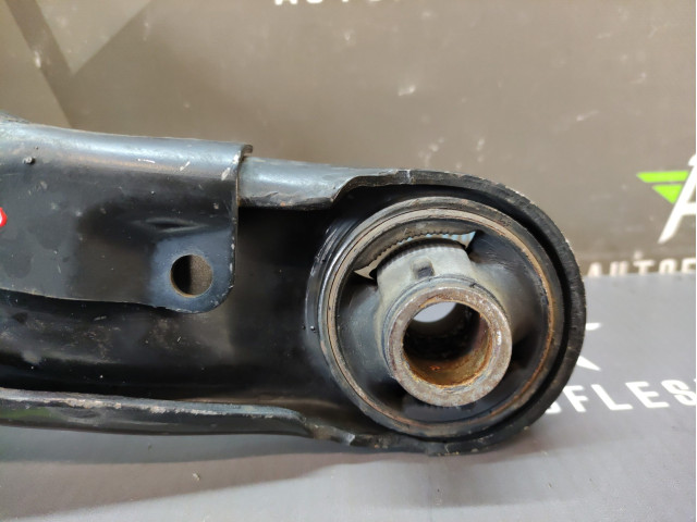 Б/у рычаг передний левый/ правый 4806809150, 4806909140 для Subaru Trezia/ Toyota Urban Cruiser, Verso S, Yaris Б/у рычаг передний левый/ правый 4806809150, 4806909140 для Subaru Trezia/ Toyota Urban Cruiser, Verso S, Yaris