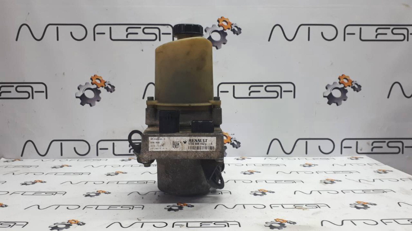 Б/у насос гидроусилителя руля HPI 8200886452/ 7701470783 для Nissan/ Renault