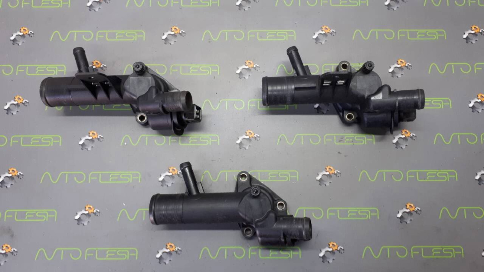 Б/у корпус термостата 8200039885 1.5 dCi для Dacia/ Nissan/ Renault/ Suzuki