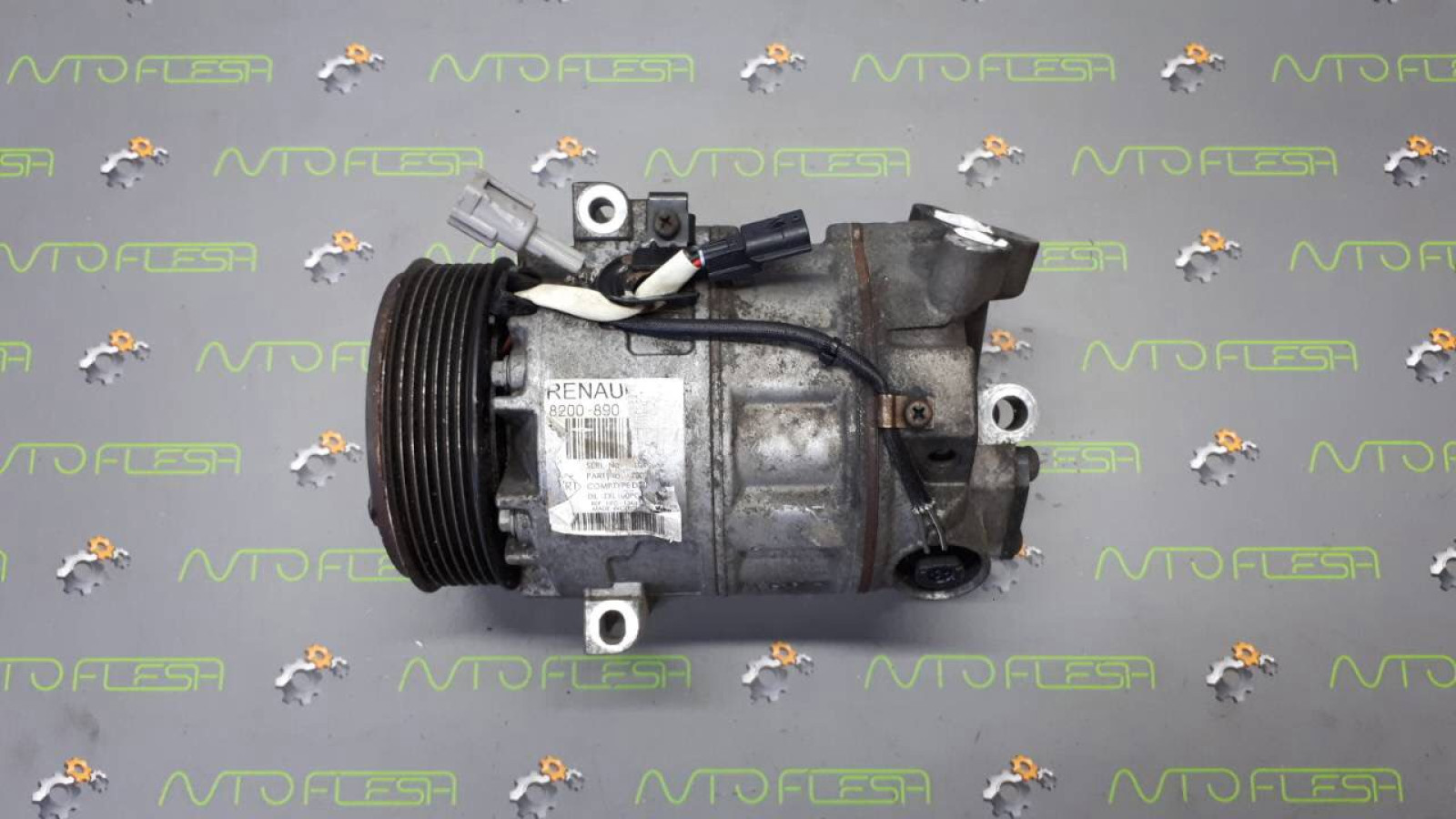 Б/у компрессор кондиционера 8200890987/ 8200561276 для Nissan/ Renault