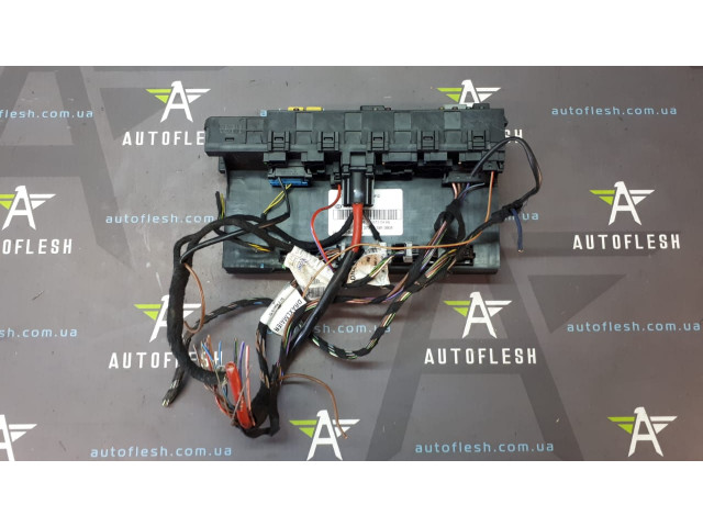 Б/у блок электронный SAM/ блок предохранителей 2035453101 для Mercedes C-Class