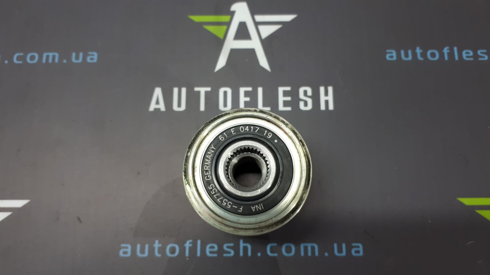 Б/у шкив генератора 7701477689 для Dacia/ Mercedes/ Nissan/ Renault