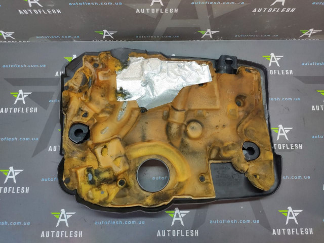 Б/у крышка двигателя/ накладка двигателя 8200529706, 1.9 dCi для Renault Megane II/ Scenic II Б/у крышка двигателя/ накладка двигателя 8200529706, 1.9 dCi для Renault Megane II/ Scenic II