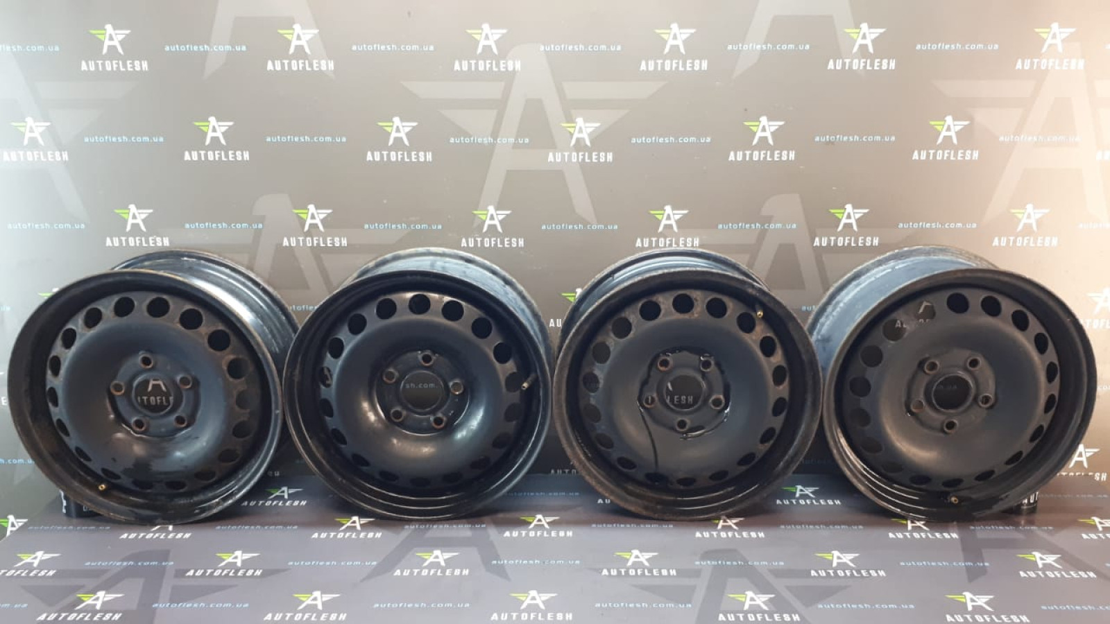 Б/у диски 1K0601027C, R15, 6Jx15/ ET47, разболтовка 5х112 для Audi/ Seat/ Skoda/ Volkswagen