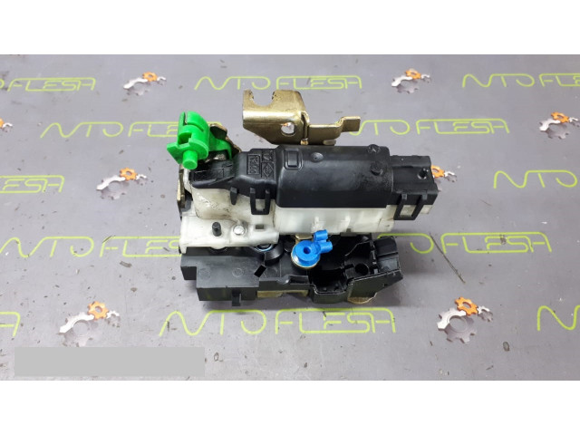 Б/у замок электрический левой сдвижной двери 8200051735 для Nissan Kubistar/ Renault Kangoo