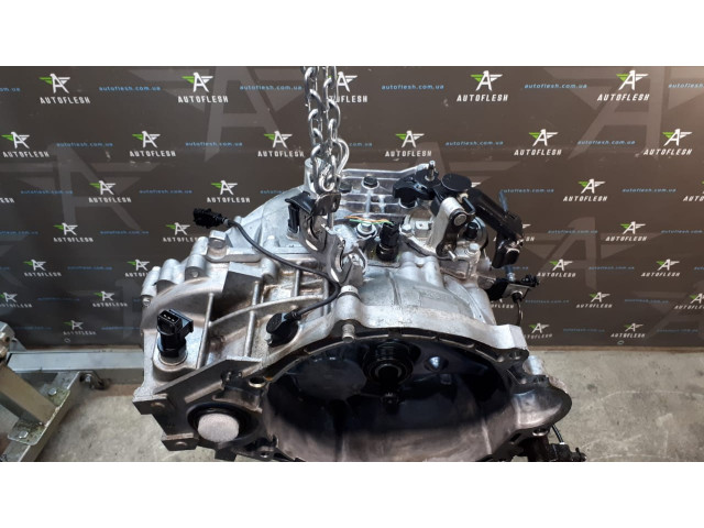 Б/у КПП/ коробка передач в сборе M6CF3/ 4300032497, 1.7 CRDI для Hyundai iX35/ KIA Sportage Б/у КПП/ коробка передач в сборе M6CF3/ 4300032497, 1.7 CRDI для Hyundai iX35/ KIA Sportage