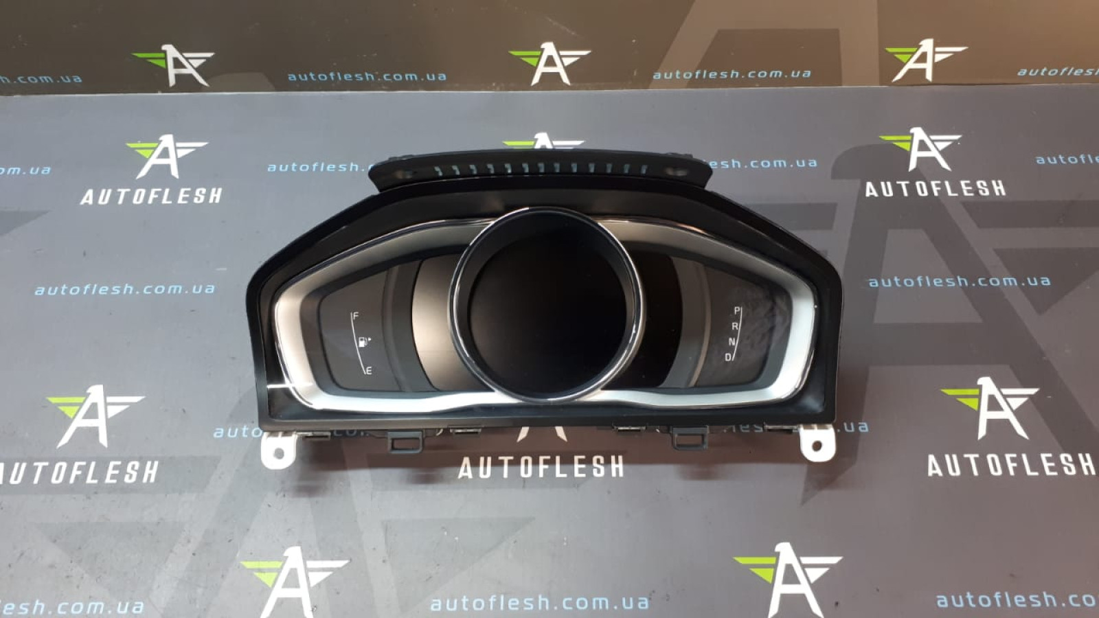 Б/у панель приборная/ спидометр 36001771, 36011320 для Volvo S60 II/ V60/ V70 III/ XC70 II