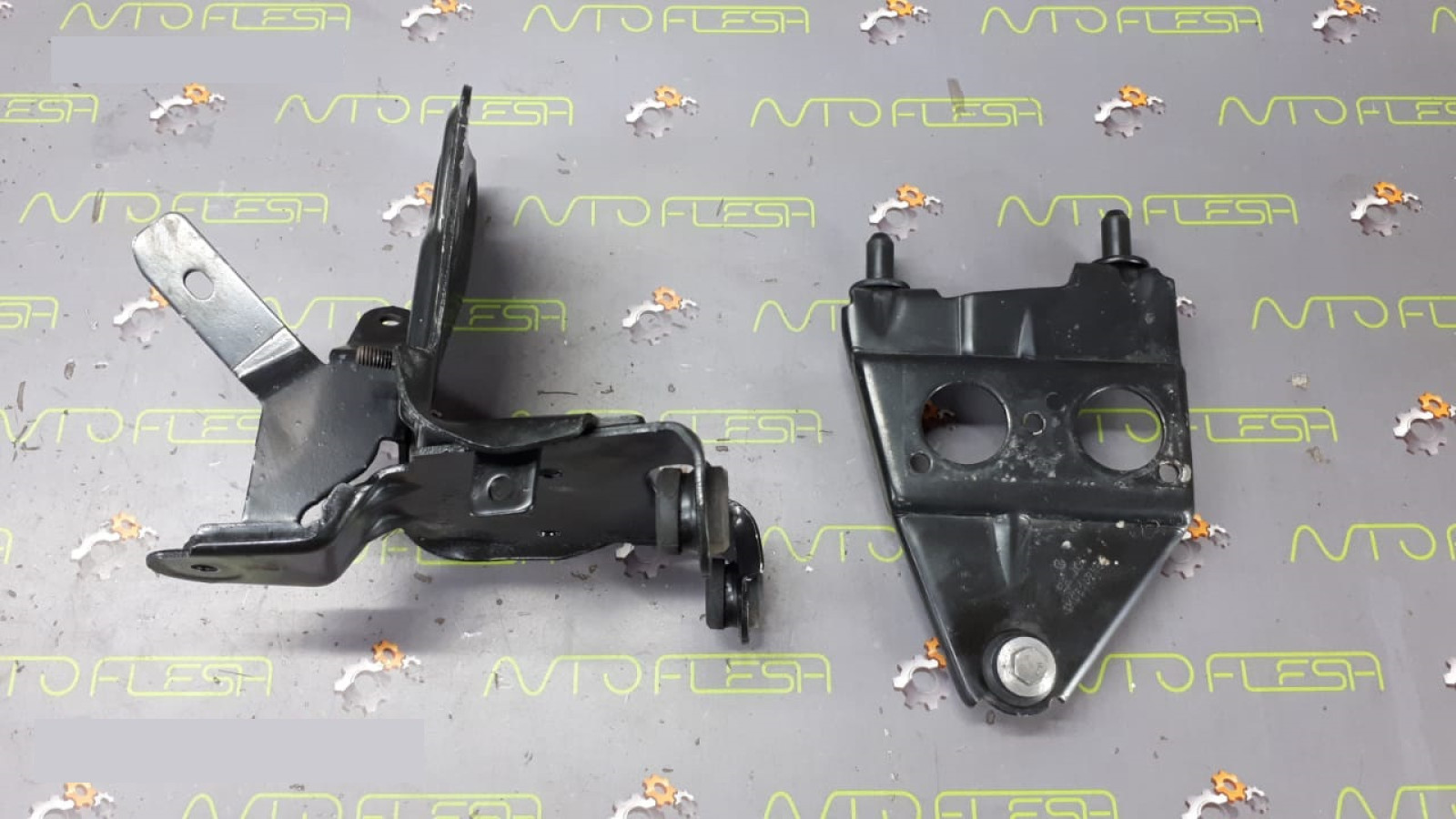 Б/у кронштейн ABS 1K0614235D, 1K1614235E для Audi/ Seat/ Skoda/ Volkswagen