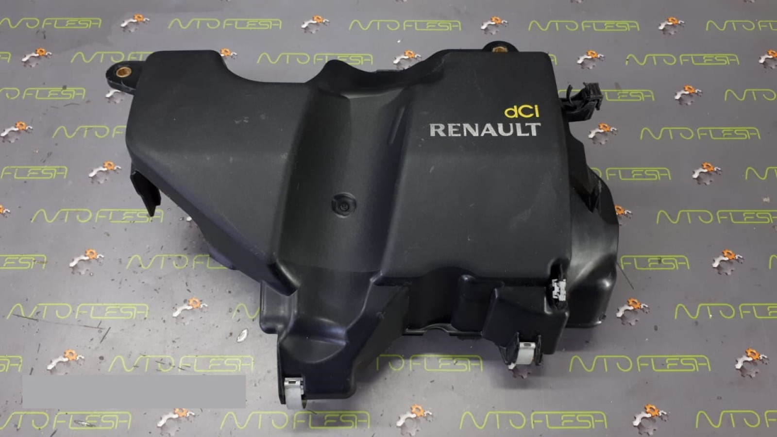 Б/у крышка двигателя декоративная 175B14760R, 1.5 dCi для Dacia/ Renault Б/у крышка двигателя декоративная 175B14760R, 1.5 dCi для Dacia/ Renault