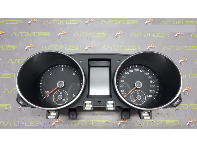 Б/у щиток приборов/ спидометр 5K0920872A для Volkswagen Golf VI