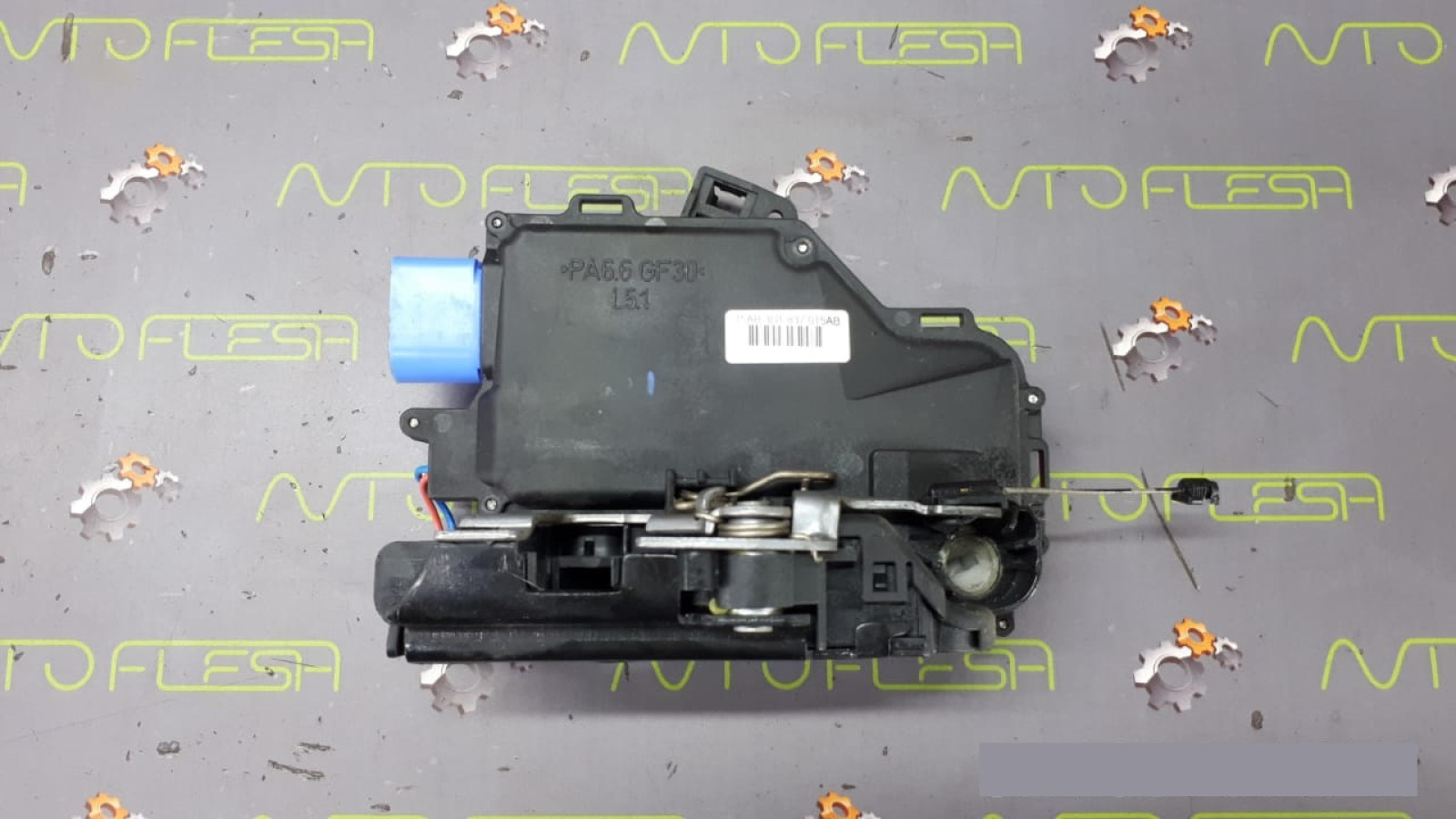 Б/у замок водительской двери 3D1837015AB для Seat/ Skoda/ Volkswagen