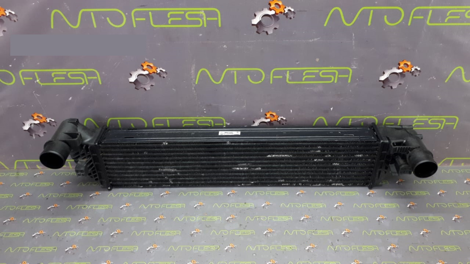 Б/у радиатор интеркулера 8200292773 для Renault Esapce IV/ Laguna II/ Vel Satis