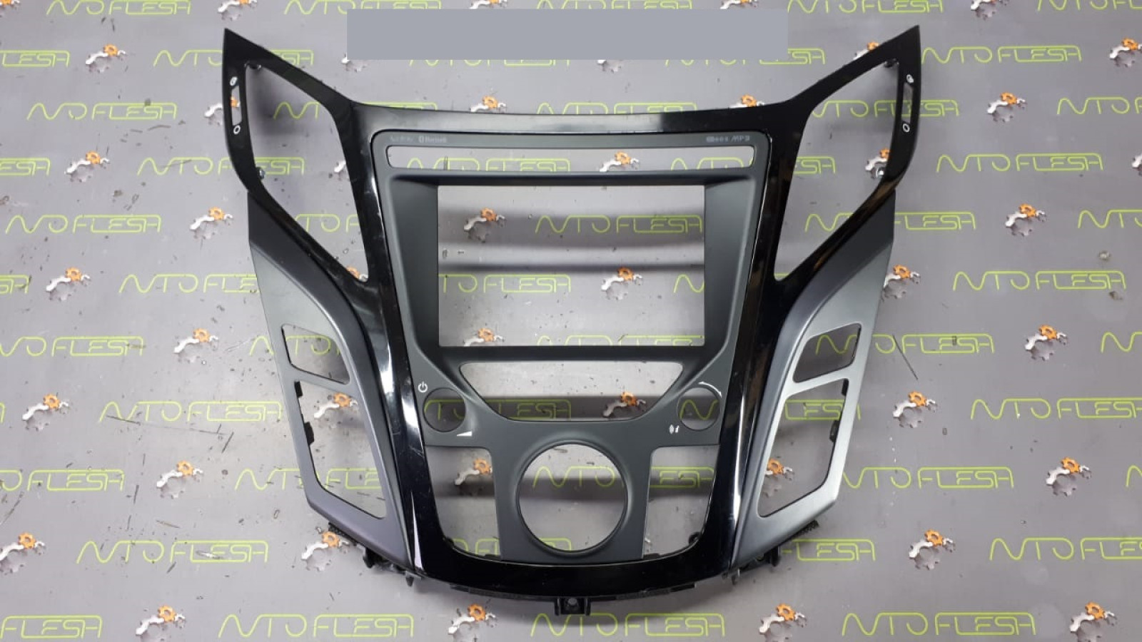 Б/у накладка центральной консули/ накладка панели 847413Z040YHG для Hyundai i40
