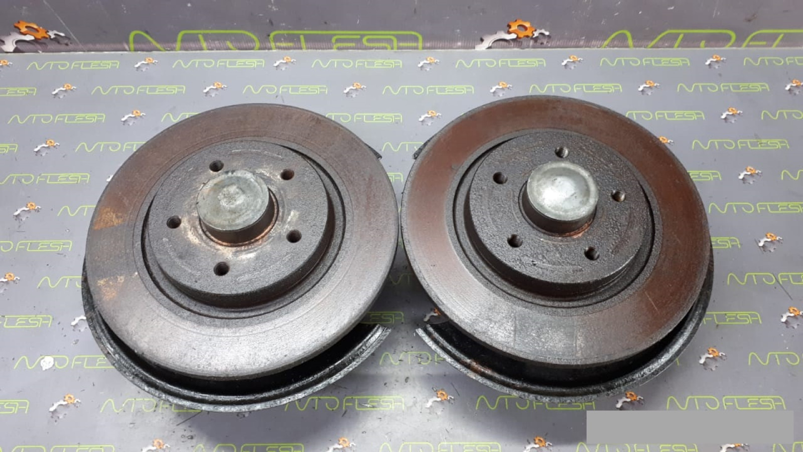 Б/у тормозной диск задний/ ступица задняя 402024076R для Mercedes Citan/ Renault Kangoo II