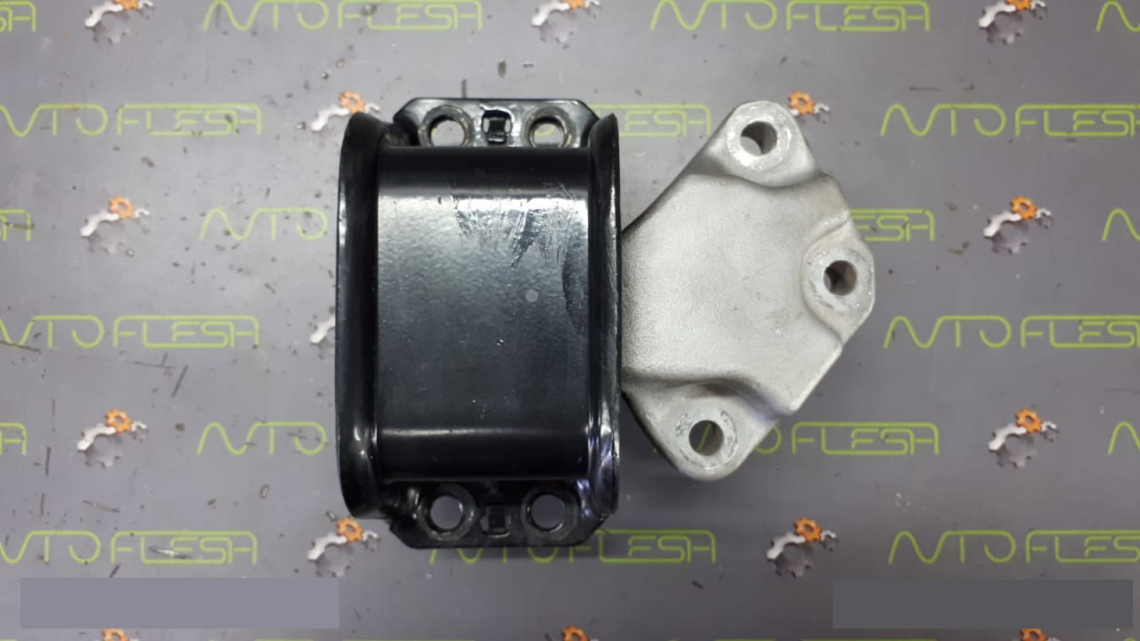 Б/у подушка двигателя 9636583980, 9676819780, 1.6 HDi для Citroen/ Peugeot Б/у подушка двигателя 9636583980, 9676819780, 1.6 HDi для Citroen/ Peugeot