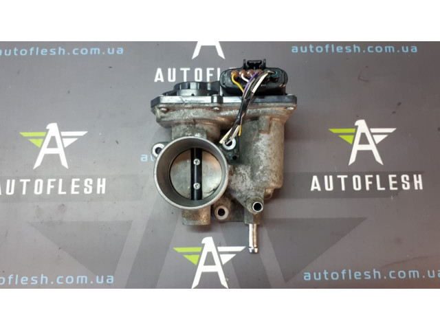 Б/у дроссельная заслонка 22030-47040 для Toyota Yaris III Hybrid