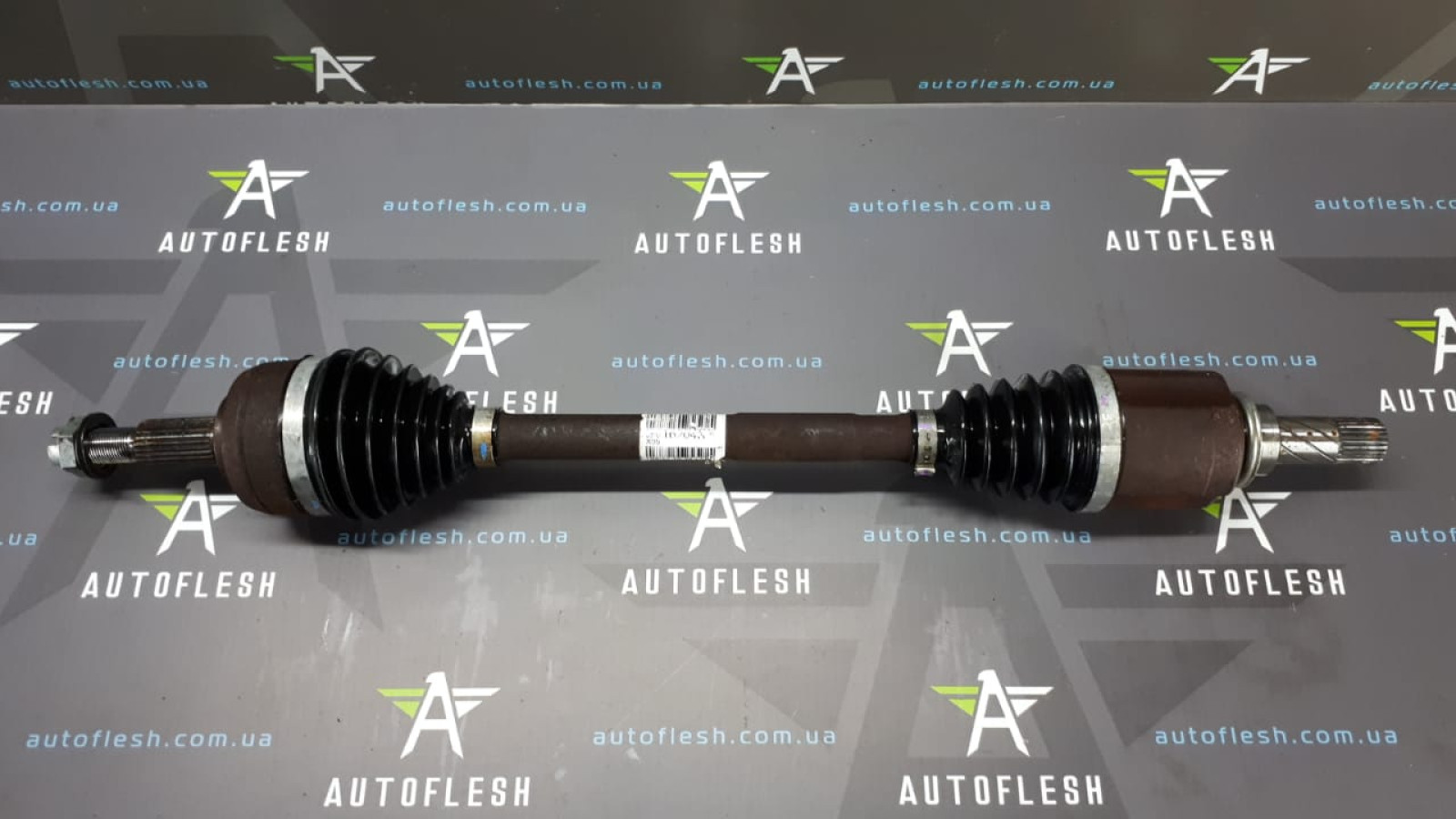 Б/у полуось левая/ привод передний левый 391016204R, 1.5 dCi для Renault Fluence/ Grand Scenic III/ Megane III/ Scenic III