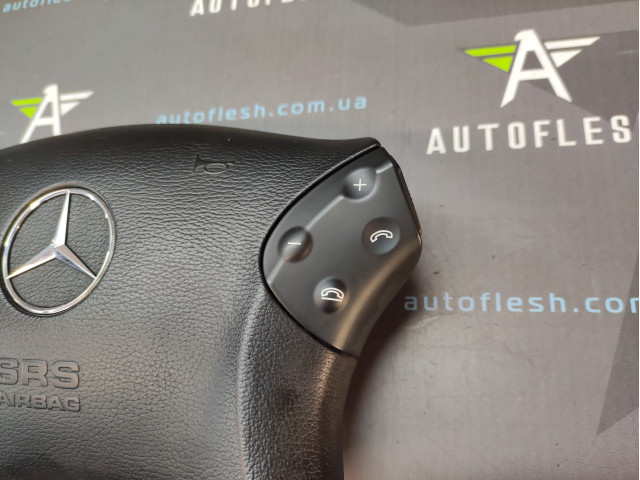 Подушка безпеки/ Airbag A2038600502 Mercedes C-Class Подушка безпеки/ Airbag A2038600502 Mercedes C-Class