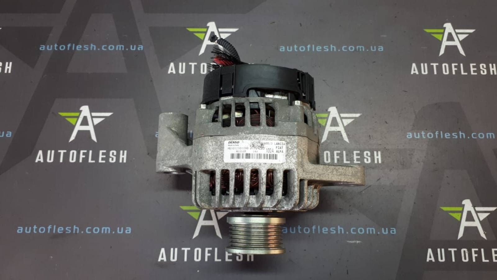 Б/у генератор 51764265, 14V/ 100A для Alfa Romeo/ Fiat/ Lancia