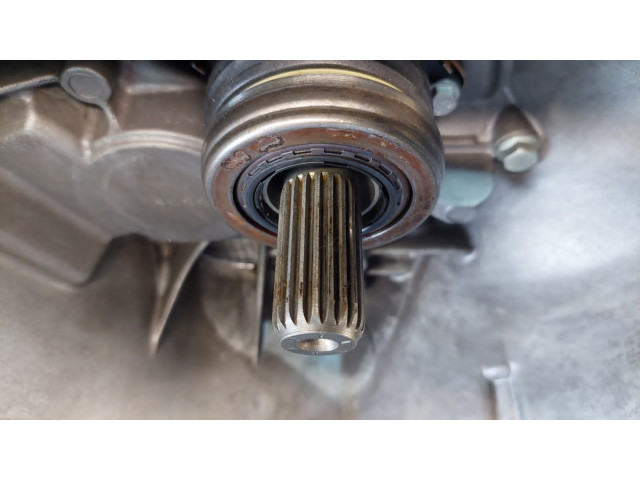 Б/у КПП/ коробка передач 55276900/ 55219859, 1.3 MJET Euro 5 для Fiat Doblo/ Opel Combo Б/у КПП/ коробка передач 55276900/ 55219859, 1.3 MJET Euro 5 для Fiat Doblo/ Opel Combo