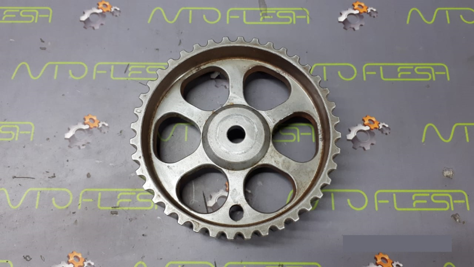 Б/у шестерня распредвала 8200053729, 1.5 dCi для Dacia/ Mercedes/ Nissan/ Renault Б/у шестерня распредвала 8200053729, 1.5 dCi для Dacia/ Mercedes/ Nissan/ Renault