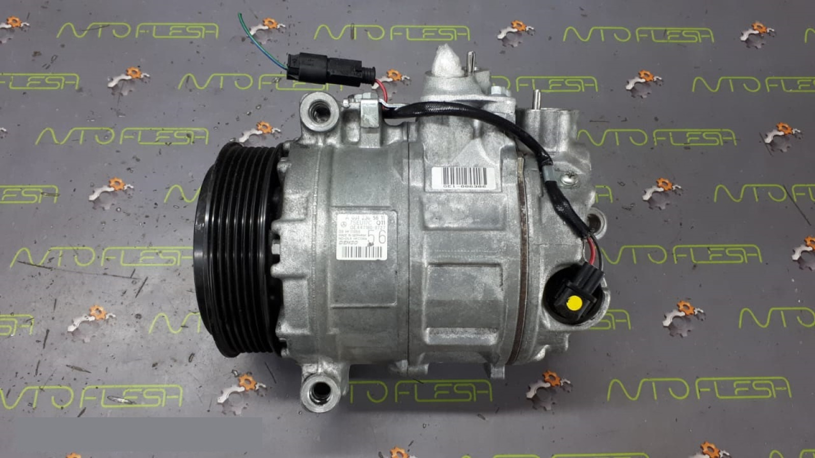 Б/у компрессор кондиционера A0012305611 для Mercedes