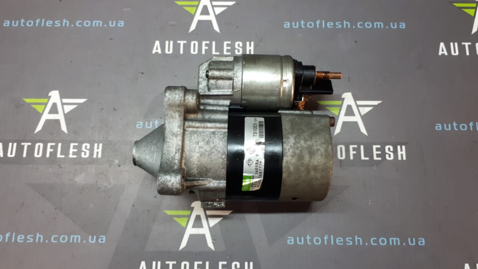 Б/у стартер 8200266777, TS10E3 для Dacia/ Nissan/ Renault