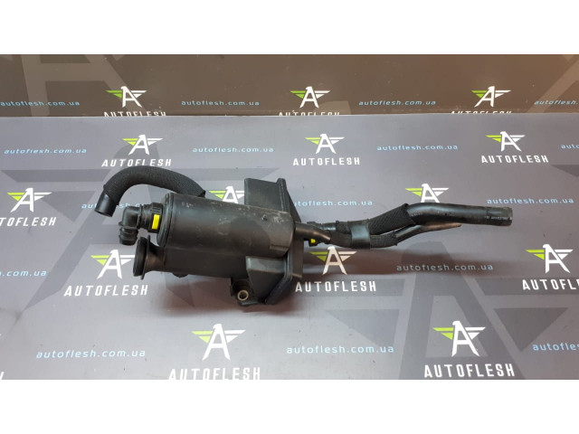 Б/у сапун/ маслозаливная горловина 8200279414 для Renault Grand Scenic II/ Laguna II/ Megane II/ Scenic II Б/у сапун/ маслозаливная горловина 8200279414 для Renault Grand Scenic II/ Laguna II/ Megane II/ Scenic II