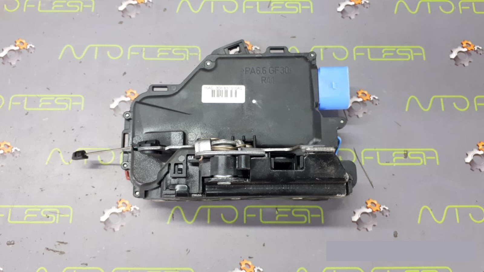 Б/у замок передней правой двери 3D1837016AC для Seat/ Skoda/ Volkswagen Б/у замок передней правой двери 3D1837016AC для Seat/ Skoda/ Volkswagen