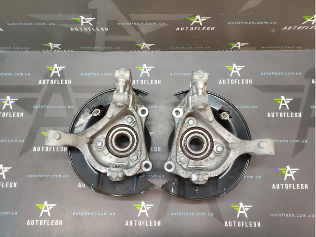 Б/в кулак поворотний/ цапфа/ маточина передня CB31000600 для Chevrolet Captiva/ Opel Antara