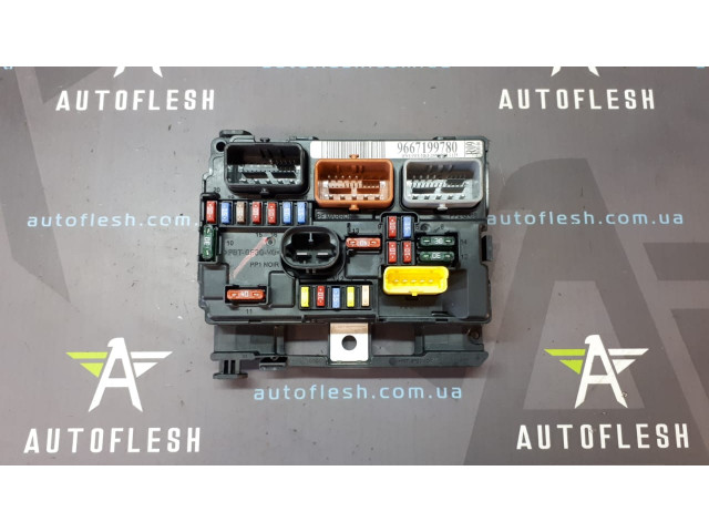 Б/у блок предохранителей 9667199780 для Citroen C3 II/ Peugeot 207