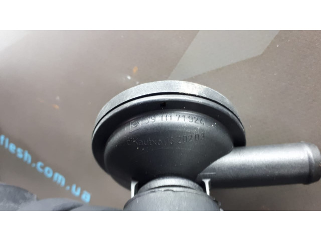 Б/у патрубок воздушного фильтра 8200263084, 3911171924 для Renault Clio II, III/ Kangoo/ Modus Б/у патрубок воздушного фильтра 8200263084, 3911171924 для Renault Clio II, III/ Kangoo/ Modus