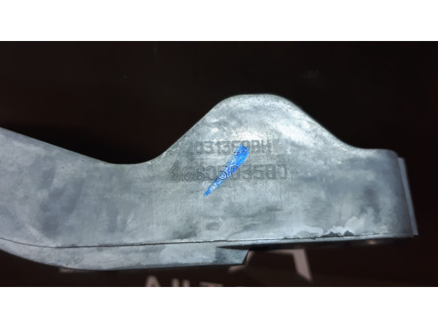 Б/у ручка наружная двери сдвижной правой 9680503580 для Citroen/ Peugeot Б/у ручка наружная двери сдвижной правой 9680503580 для Citroen/ Peugeot
