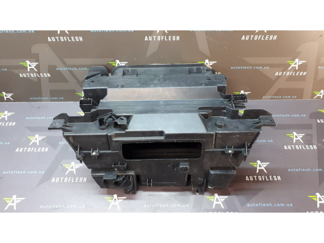 Б/у корпус печки для Citroen Jumper/ Fiat Ducato/ Peugeot Boxer Б/у корпус печки для Citroen Jumper/ Fiat Ducato/ Peugeot Boxer