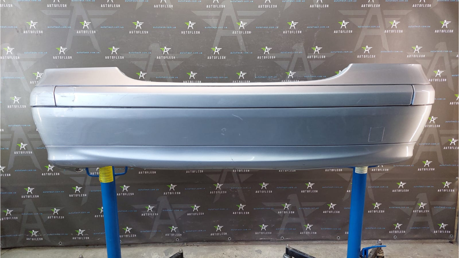 Б/у бампер задний в сборе A2038851625 седан для Mercedes C-Class
