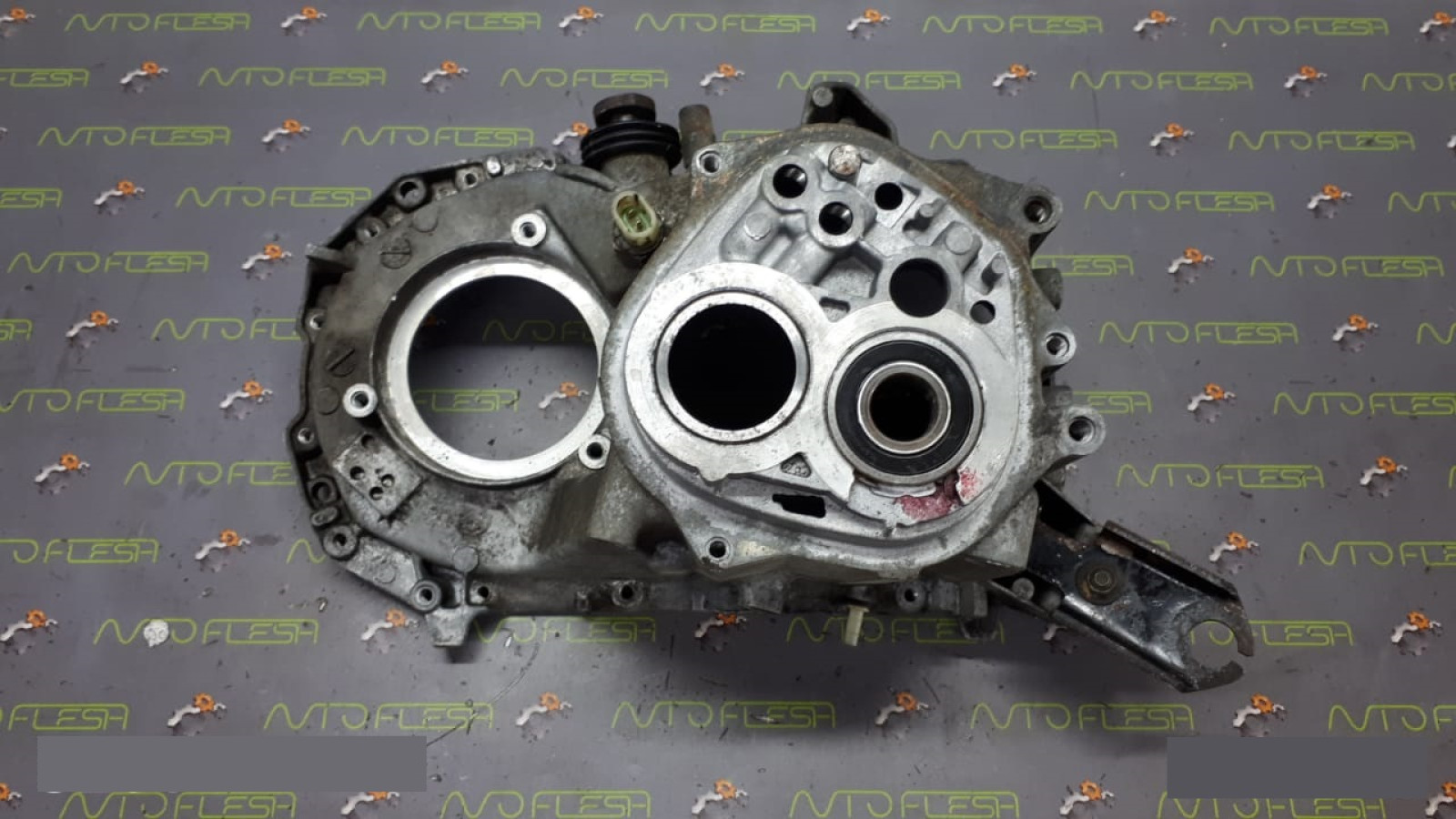 Б/у корпус КПП 8200133909, JC5125, 1.5 dCi для Nissan Kubistar/ Renault Clio II, Kangoo I