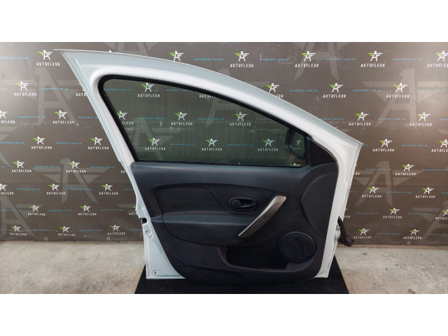 Б/у дверь передняя левая/ правая 801012479R, 801007952R для Dacia Sandero II Б/у дверь передняя левая/ правая 801012479R, 801007952R для Dacia Sandero II