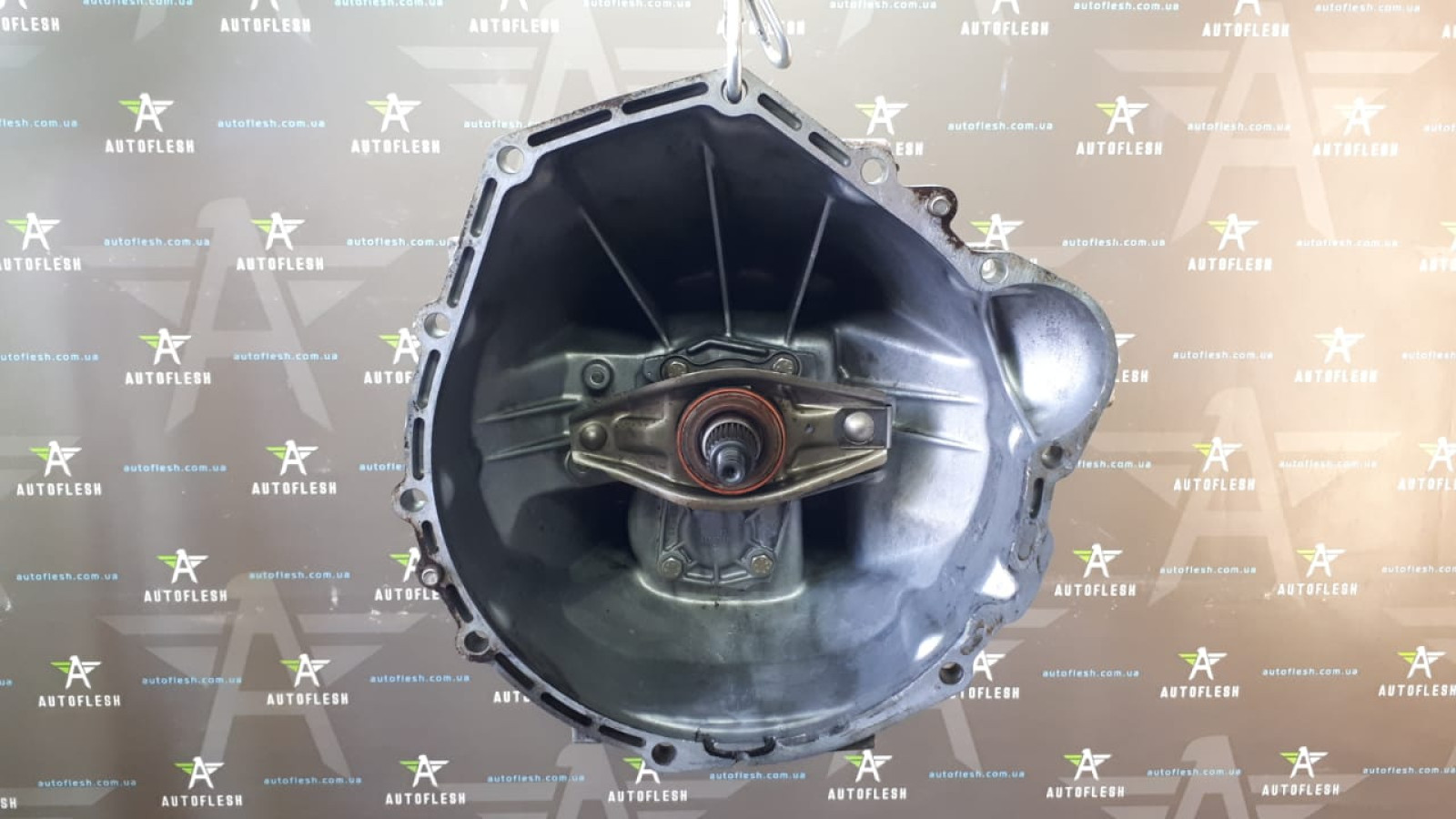 Б/у КПП/ коробка передач в сборе 717466/ 2102600800, 2.9 tdi для Mercedes E-Class