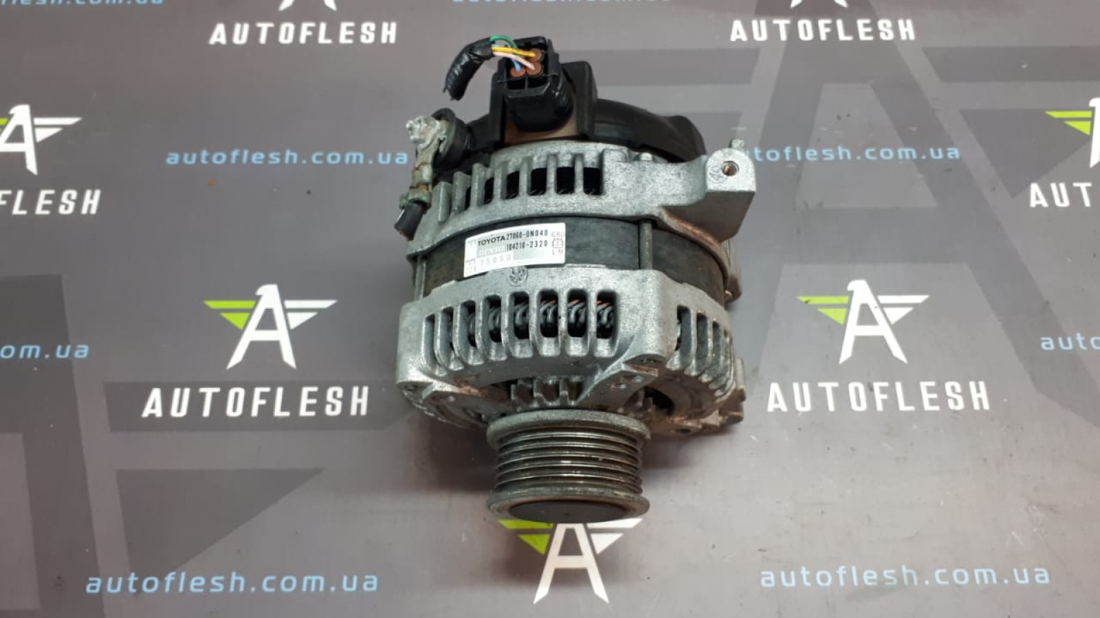 Б/у генератор 270600N040, 104210-2320 для Toyota Auris/ Corolla/ Urban Cruiser/ Yaris Б/у генератор 270600N040, 104210-2320 для Toyota Auris/ Corolla/ Urban Cruiser/ Yaris