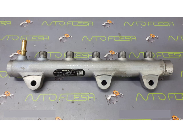 Б/у топливная рейка/ рампа топливная 8200853678, 0445214153, 2.0 dCi для Nissan Primastar/ Opel Vivaro/ Renault Trafic II