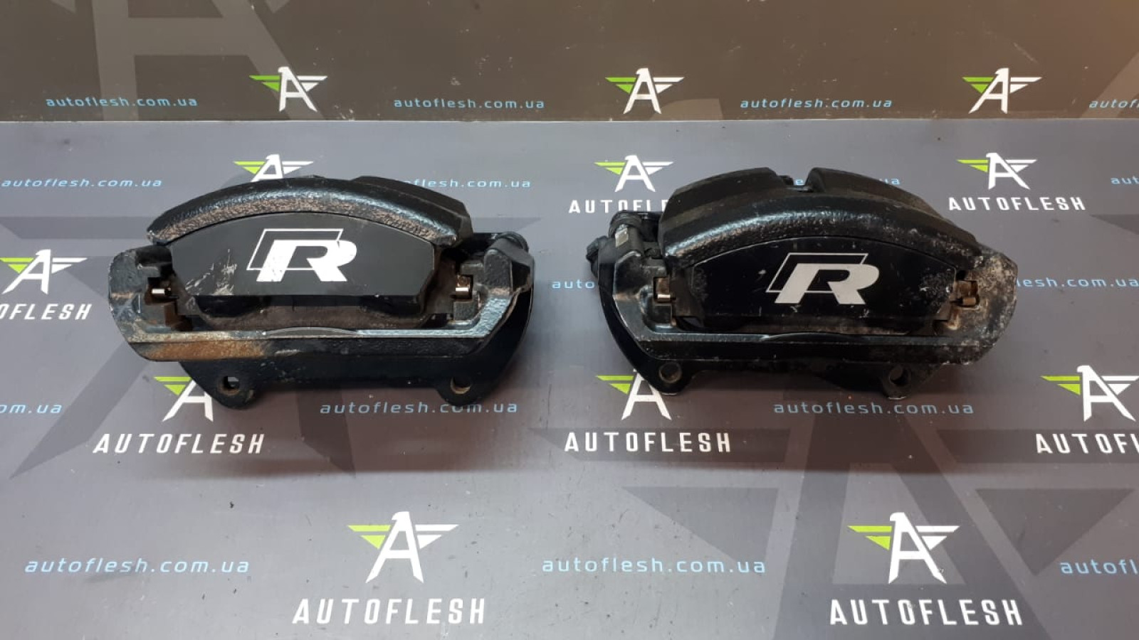 Б/у суппорт передний в сборе 5G0615123D, 5G0615124D для Audi A3/ Seat Leon/ Volkswagen Golf VII