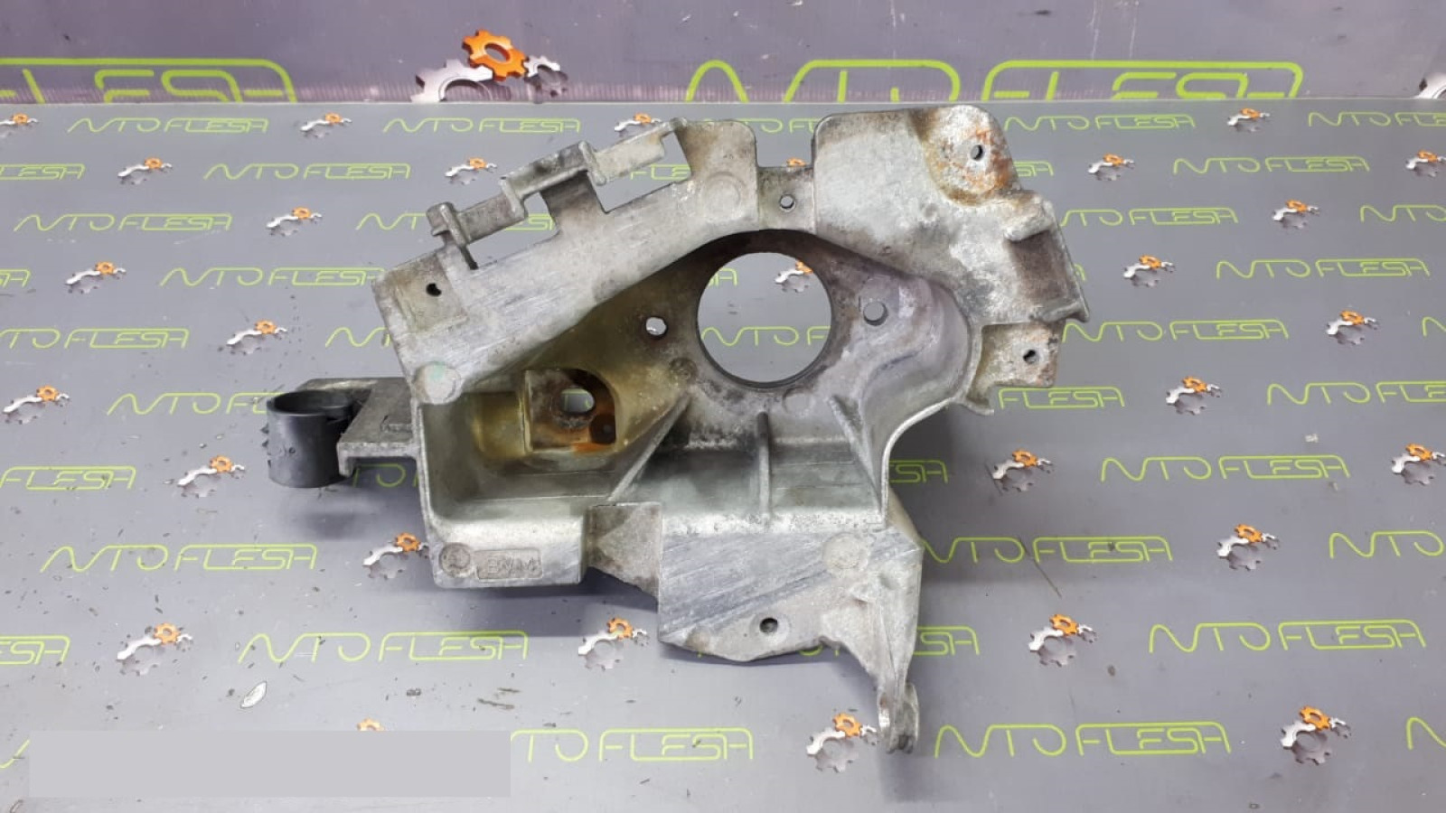 Б/у кронштейн КПП 8200430825 для Nissan Kubistar/ Renault Kangoo Б/у кронштейн КПП 8200430825 для Nissan Kubistar/ Renault Kangoo
