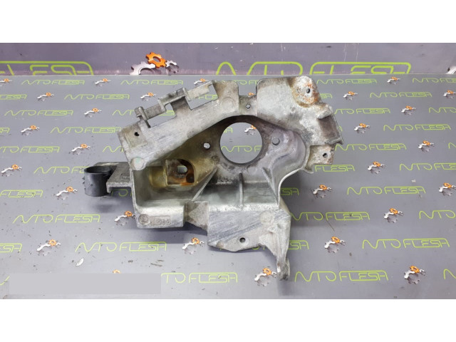 Б/у кронштейн КПП 8200430825 для Nissan Kubistar/ Renault Kangoo